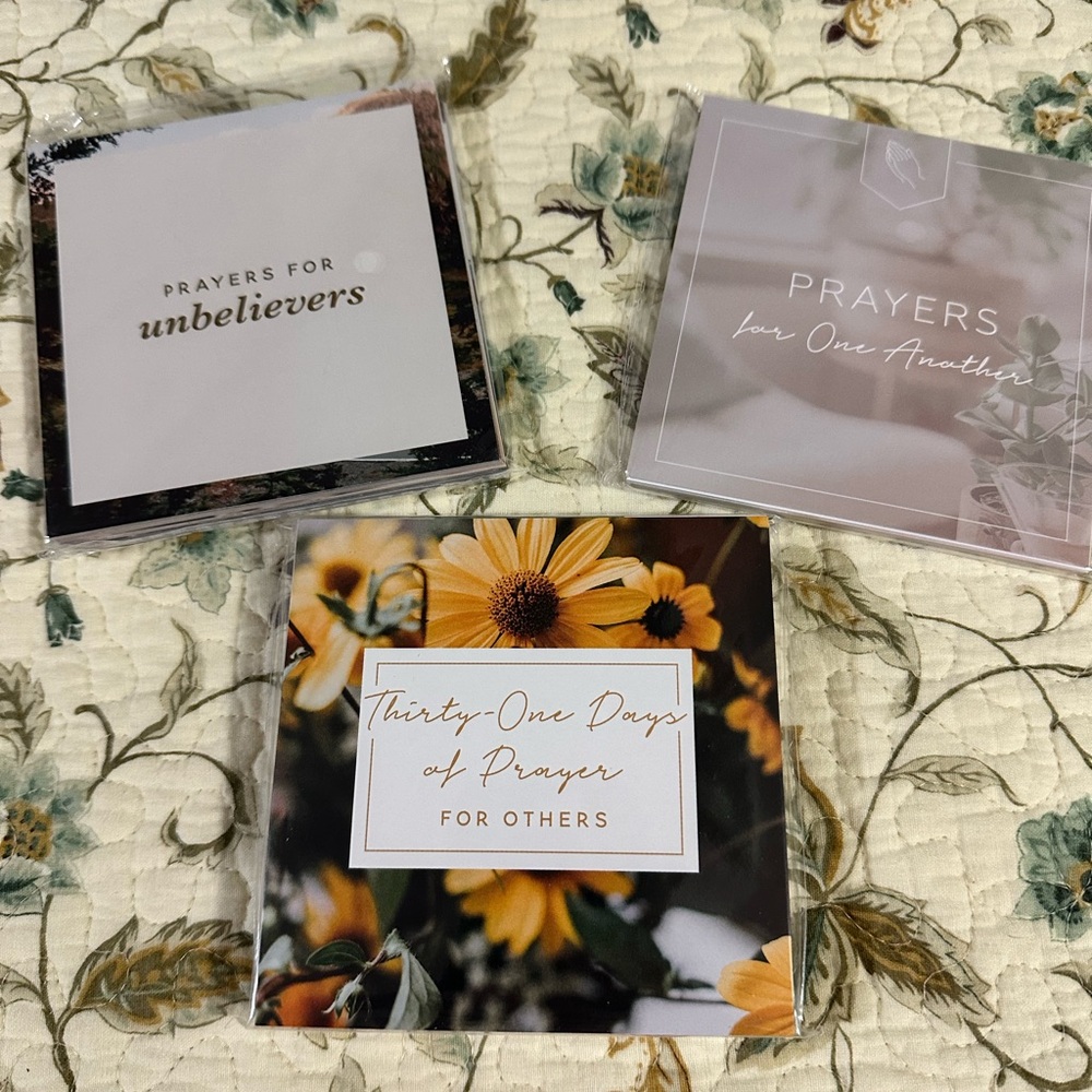 Lot of 3 The Daily Grace Co. Scripture Card Collections Praying for Others